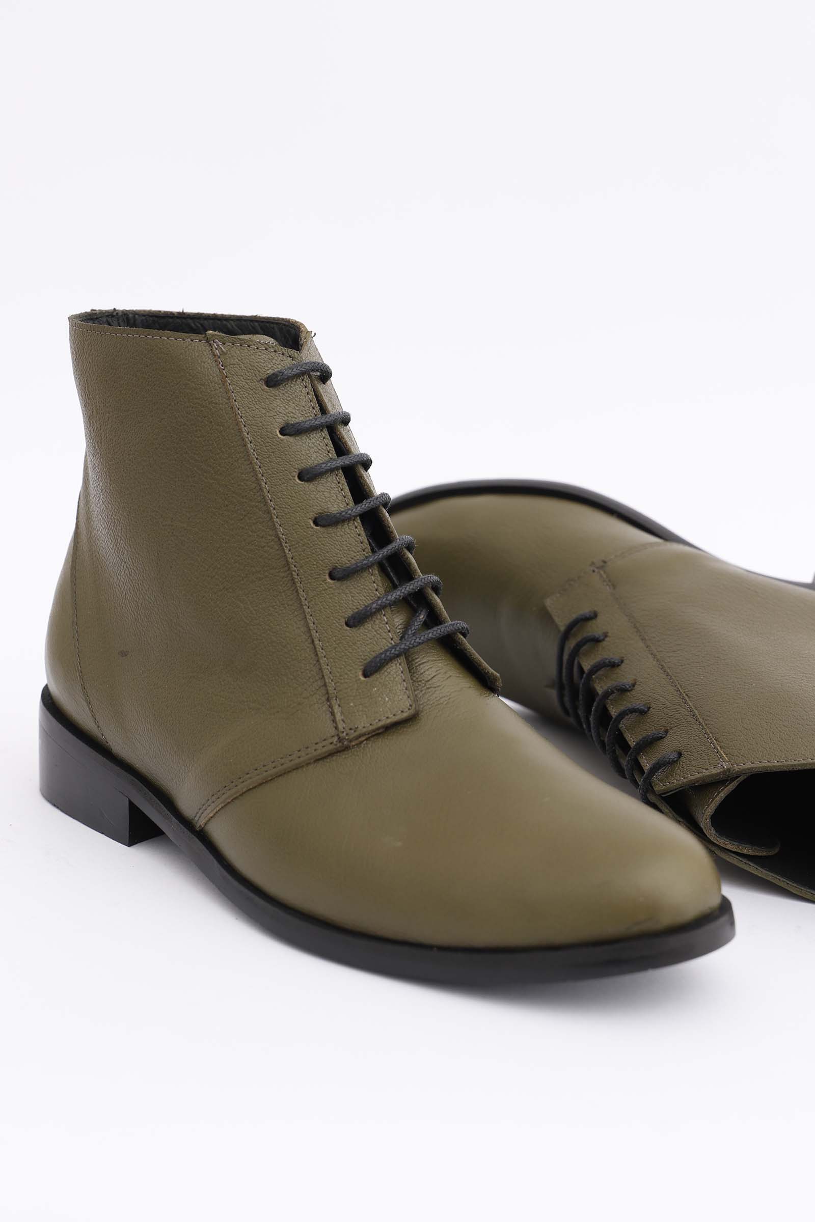 Botín Dalea Verde Musgo