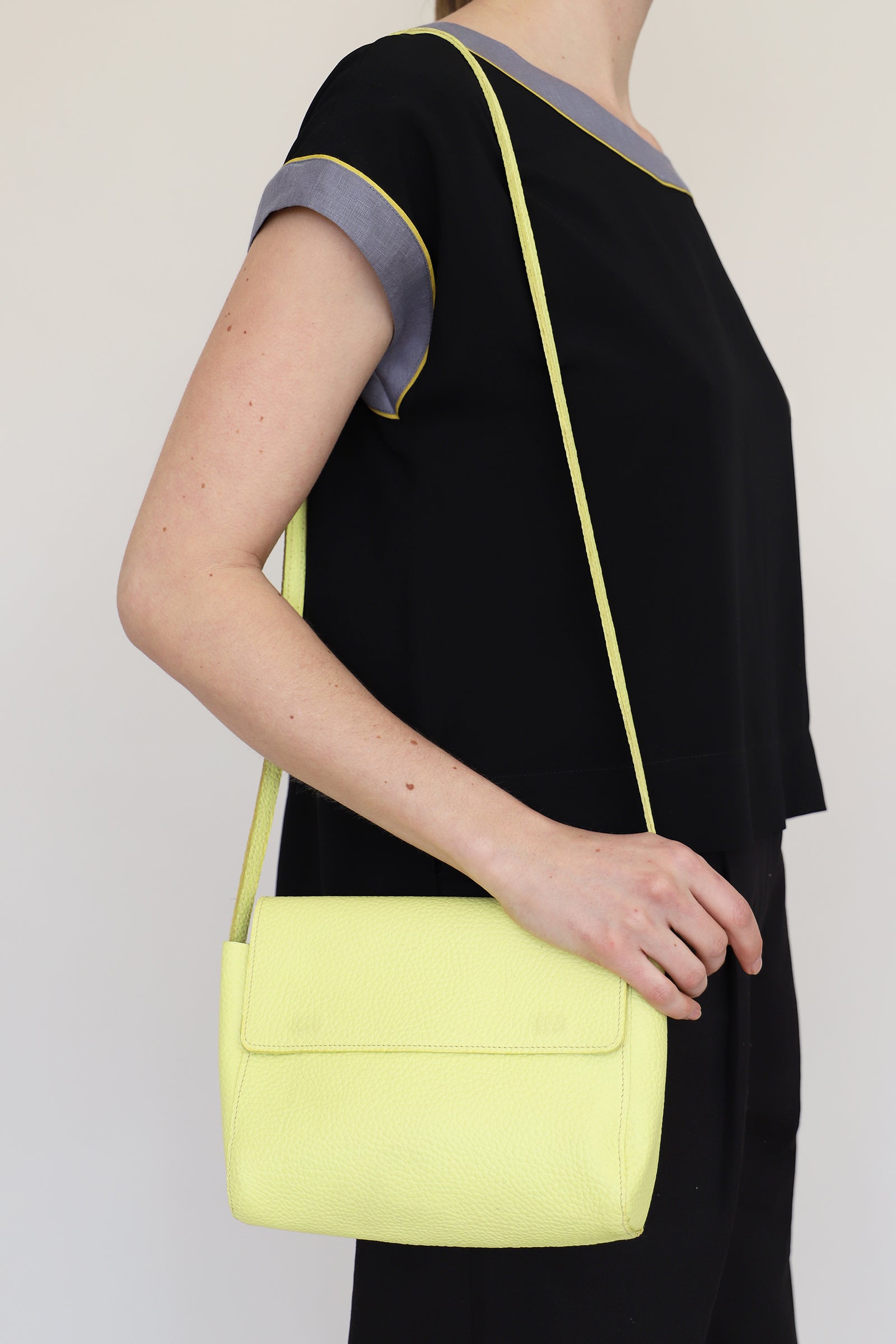 Cartera N.18 Amarillo Pastel Grano