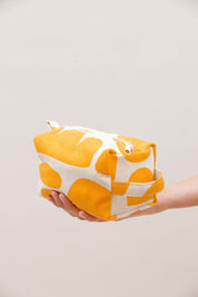 Estuche cuadrado Mapu amarillo