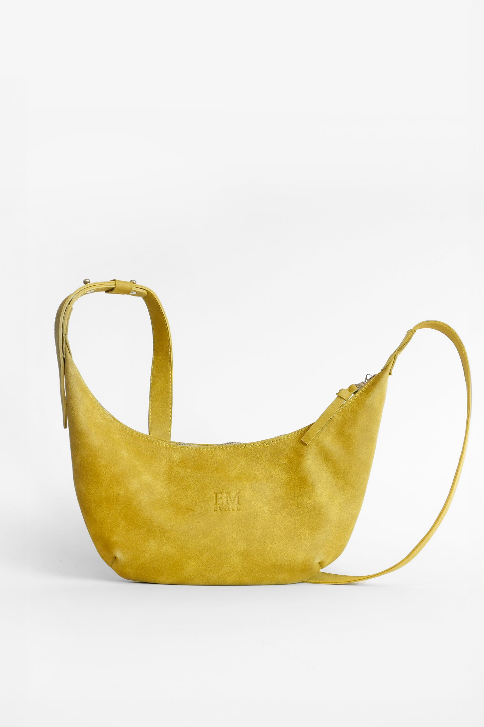 01_CarteraN.50Mini_EMishandmade_cueroamarillo_0bd9bbb2-e61d-4118-8252-85a937239f72.jpg