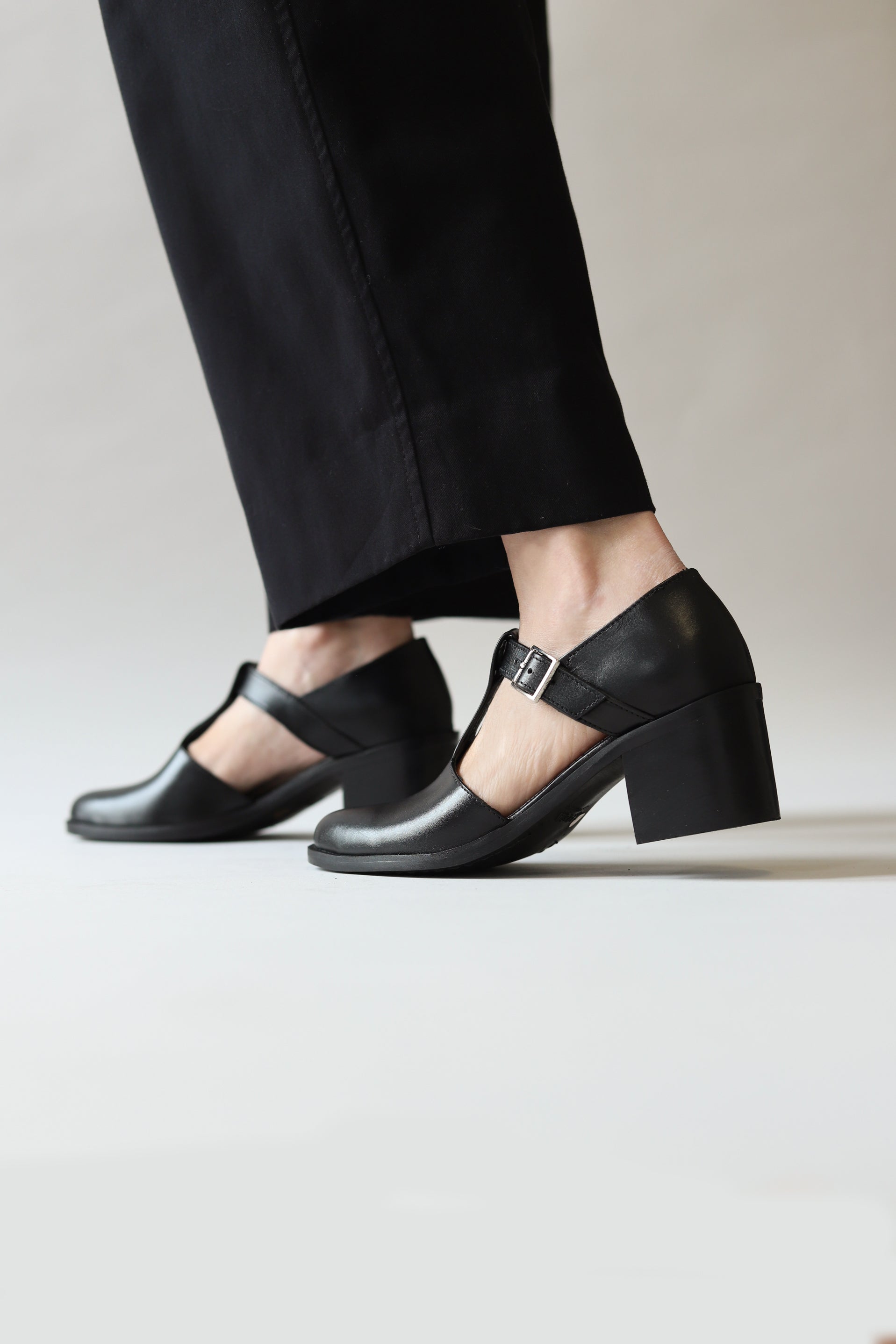 Zapato Antu Negro
