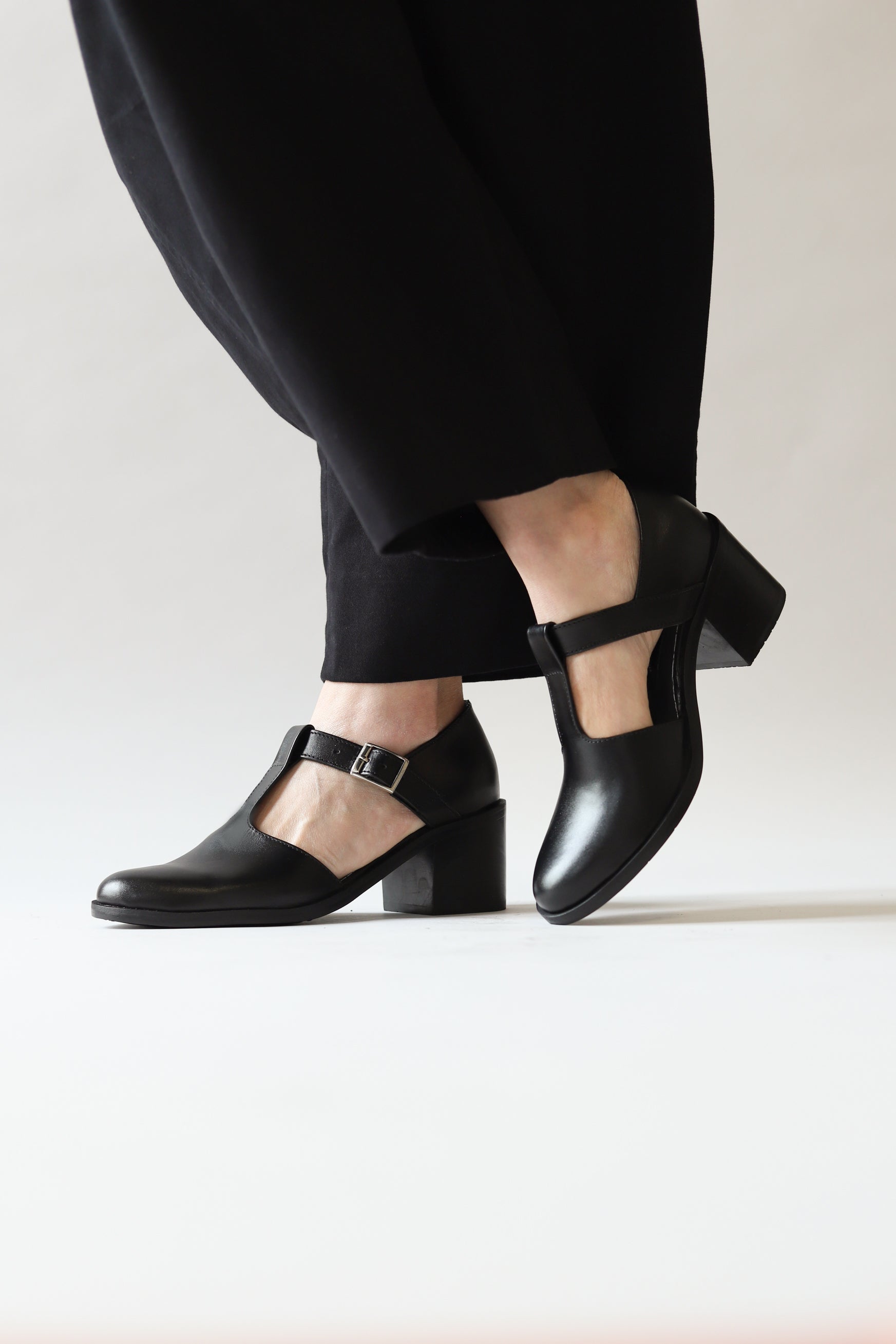 Zapato Antu Negro