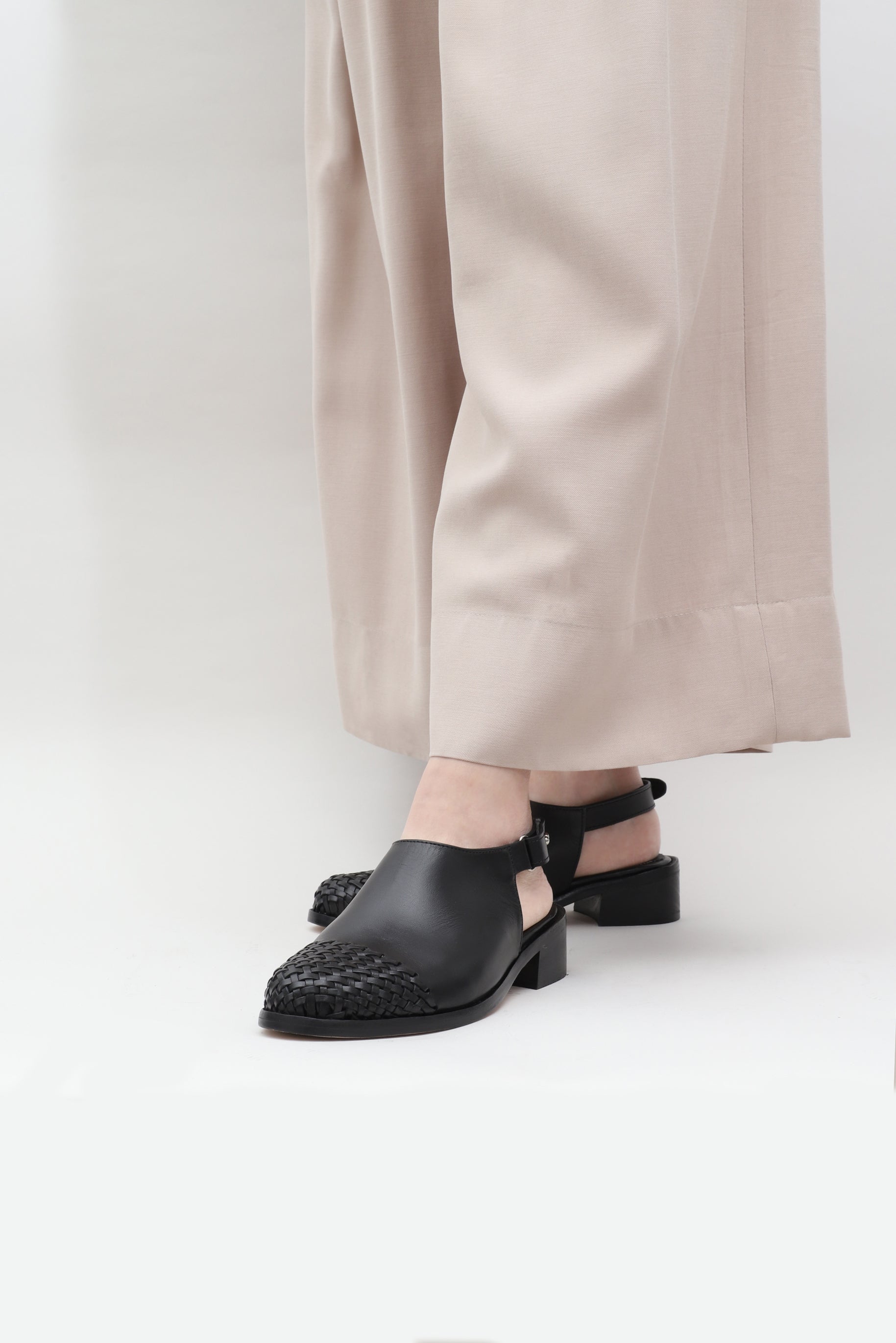 Zapato Trevo Negro