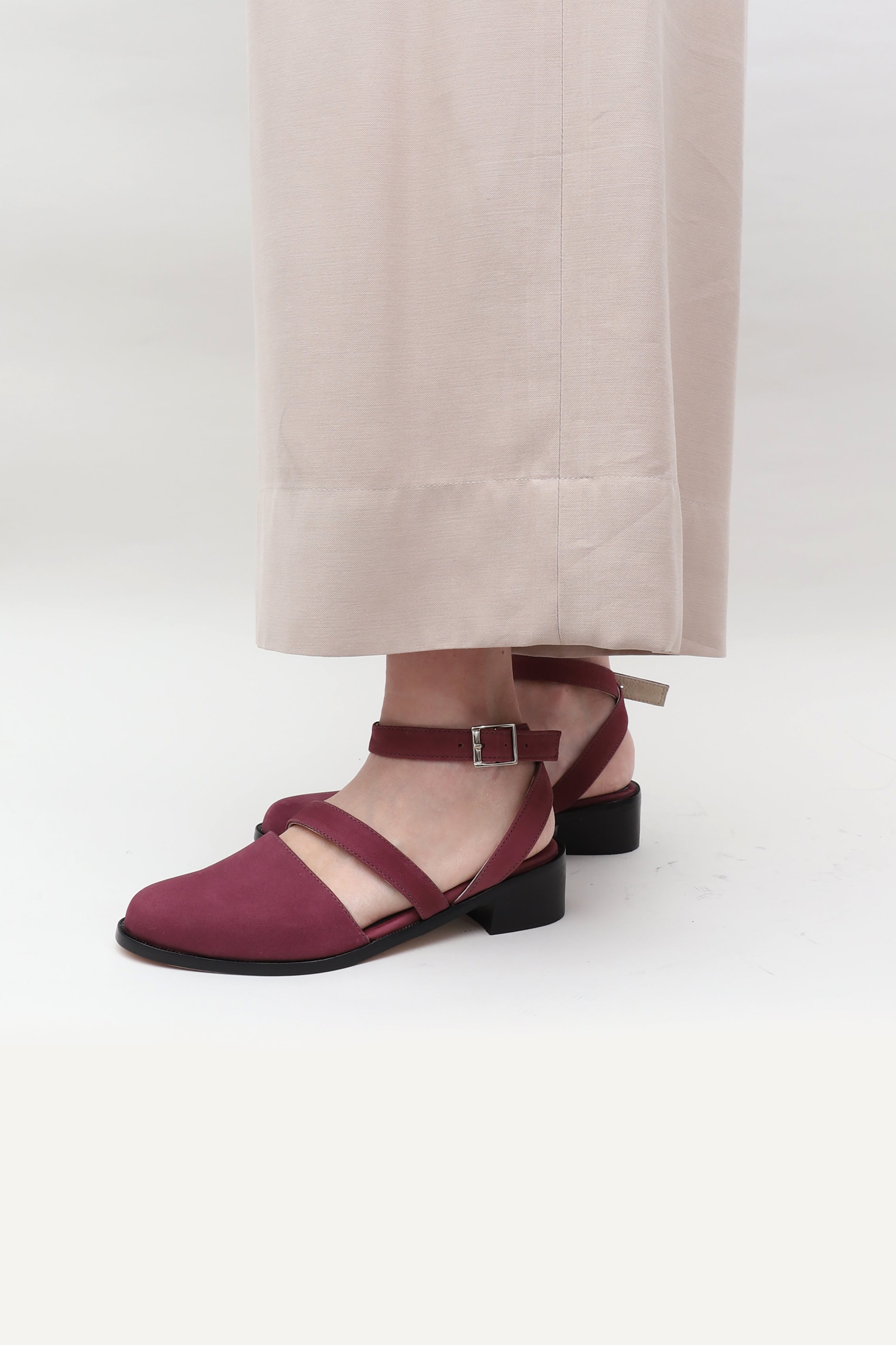 Zapato Olivo burdeo