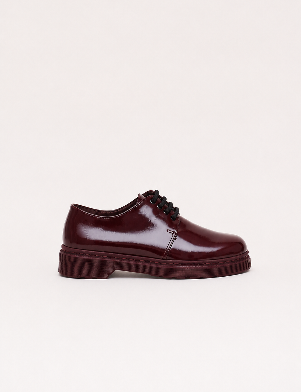 Zapatooxfordburdeosbrillante.png