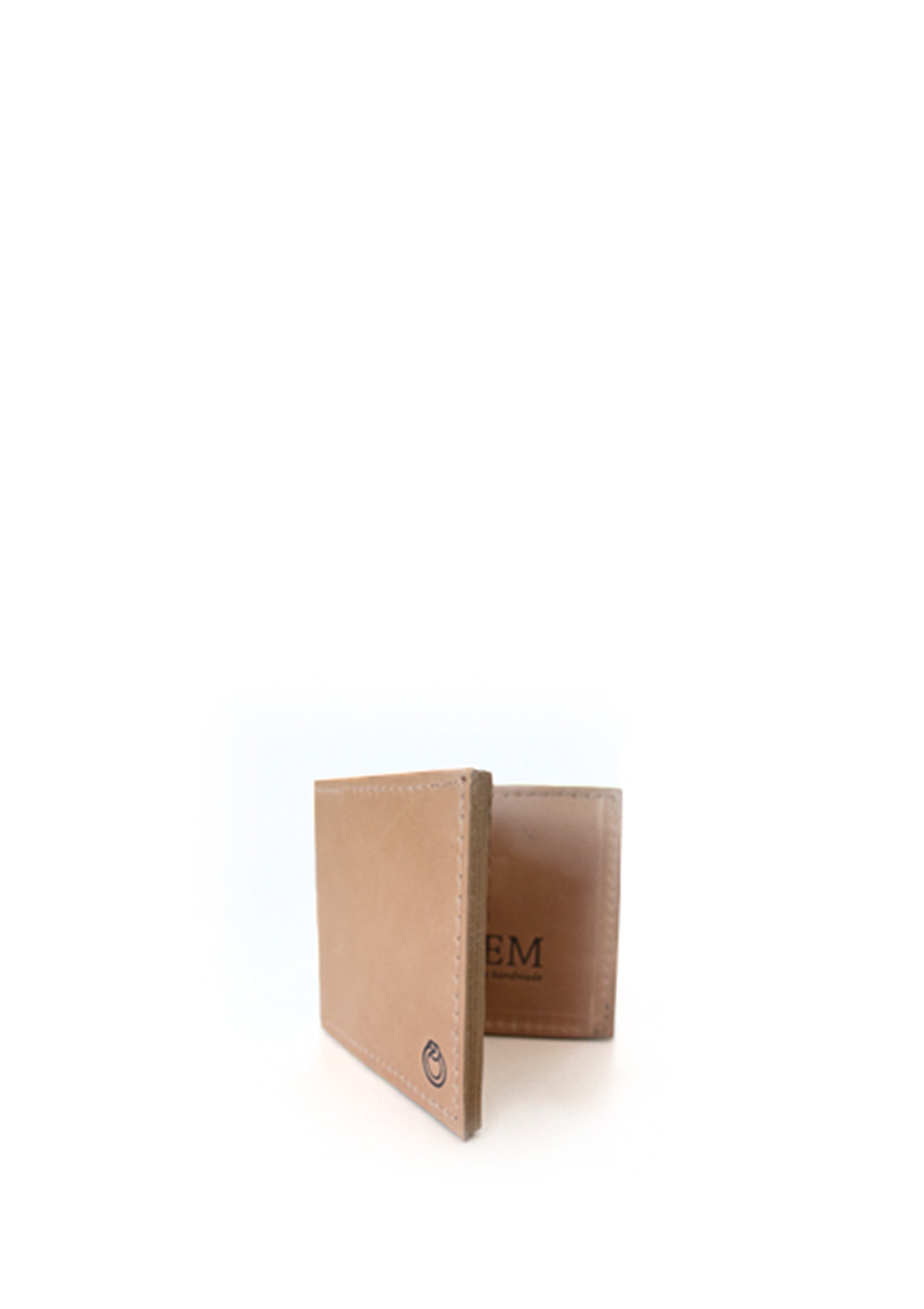 02_Emishandamde_BilleteraN.1_Cafeclaro_187c194b-8180-4d75-8ab7-45bc51c81de8.jpg