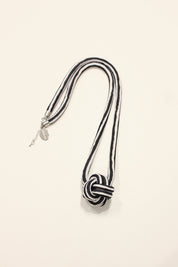 Collar Bola Rayado B/N